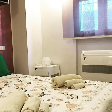 Rosemary Charming Rooms แตร์โมลิ ภายนอก รูปภาพ