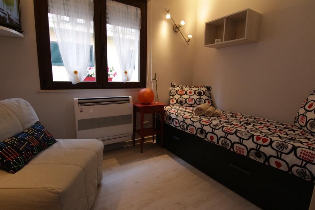 Rosemary Charming Rooms แตร์โมลิ ห้อง รูปภาพ