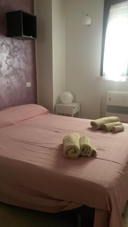 Rosemary Charming Rooms แตร์โมลิ ภายนอก รูปภาพ