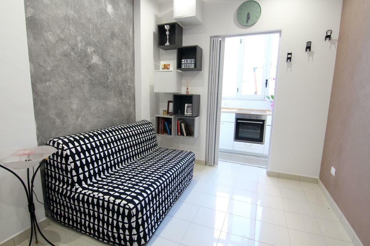 Rosemary Charming Rooms แตร์โมลิ ภายนอก รูปภาพ