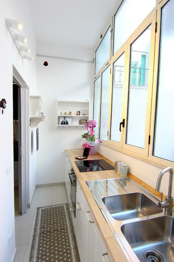 Rosemary Charming Rooms แตร์โมลิ ภายนอก รูปภาพ